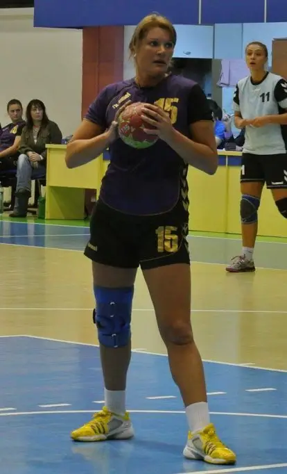 Monica Bahuczki - antrenor handbal
