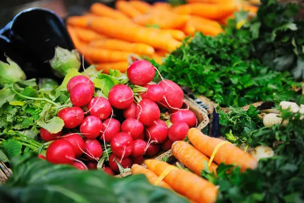 De ce este bine sa fim atenti la alimentatia noastra?