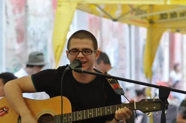 Open Mic - Invitat Iulian Leonard