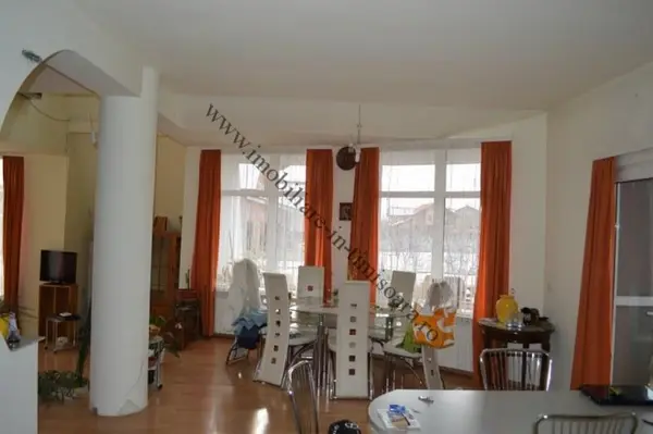 Vila de vanzare langa Timisoara zona Dumbravita