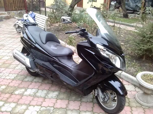 Suzuki Burgman K7