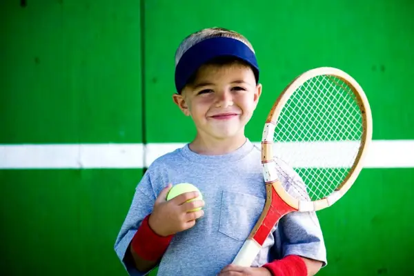 Tenis si voie buna