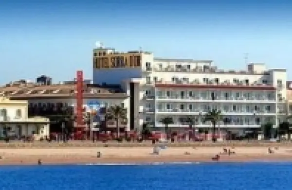 Oferta speciala Costa Brava sejururi cu avionul din Budapesta plecari Iulie