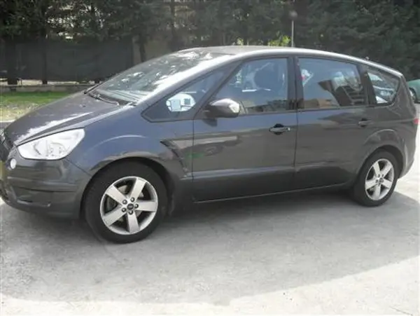 Ford S-Max 2.0 (145 CV) Titanium