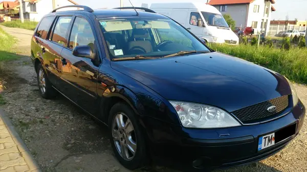 Vand Ford Mondeo din 2001