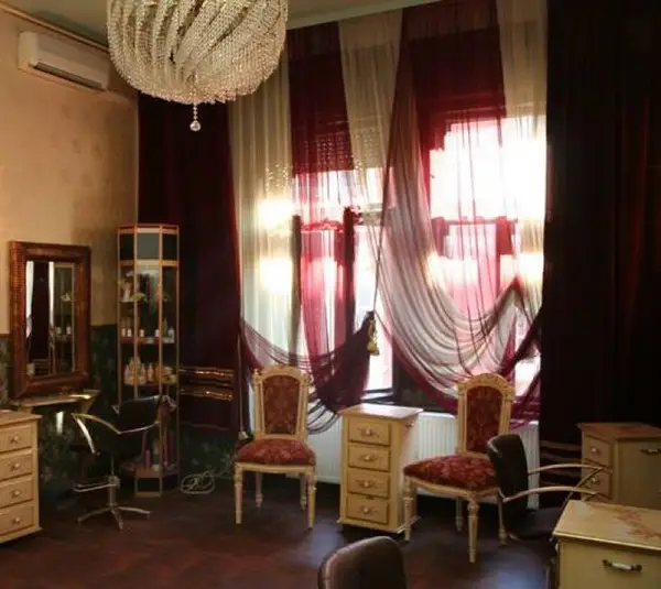 Salon Delia Urdes