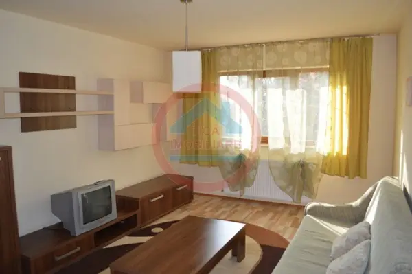 Apartament de inchiriat la vila in zona Lidia