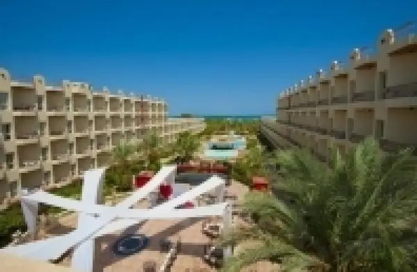 Oferta speciala sejururi Hurghada plecari 9, 16 si 23 Mai...
