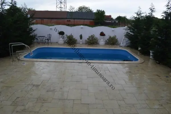 Vila de vanzare in Timisoara zona calea Urseni