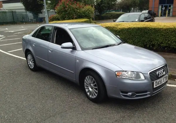 Dezmembrez Audi A4 B7 2.0 diesel an 2006
