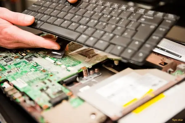 Reparatii/Intretinere PC-uri/Laptopuri/Echipamente