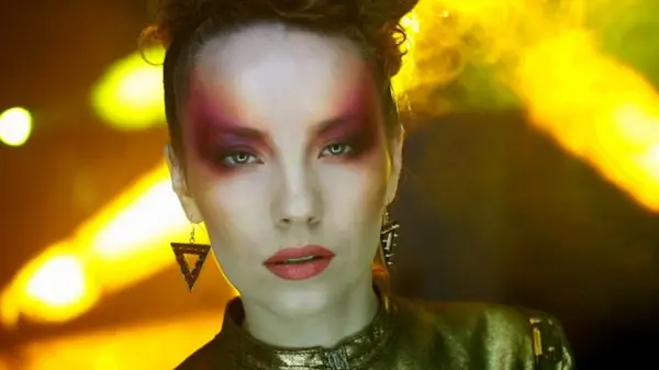 Kamelia si George Hora: Never Let You Go, acum deep house!