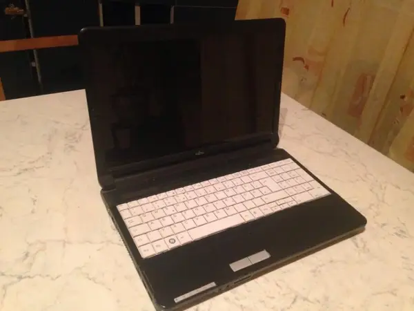 Laptop Fujitsu LifeBook A , i3