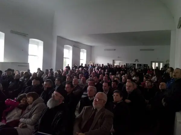 Sacalaz spune nu fracturarii si se pregateste de referendum