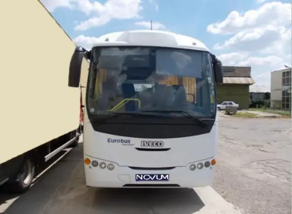 Aotocare si microbuze de inchiriat