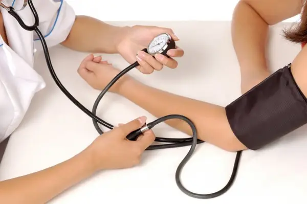 Reglarea tensiunii fara medicamente