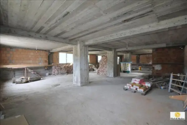 Spatiu comercial in constructie noua