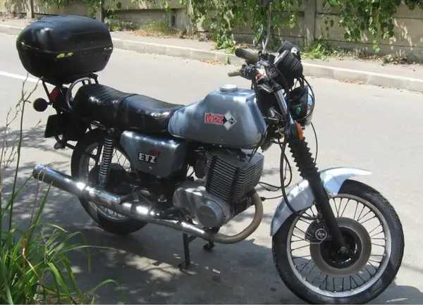 Vand motocicleta MZ ETZ 250 inmatriculata ieftin