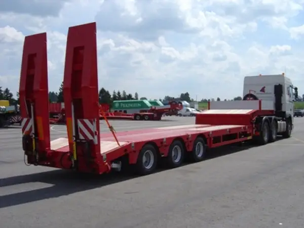 Transport cu platforma extensibila