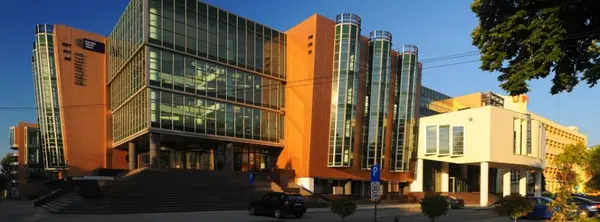 Mai multe locuri bugetate la Universitatea Politehnica Timisoara pentru admiterea din toamna 2015
