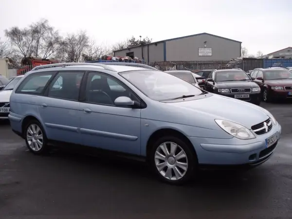 Dezmembrez Citroen C 5 diesel din 2005