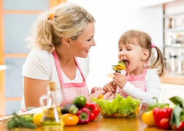 Curs de alimentatie sanatoasa a copilului cu Dr. Iren Alexoi