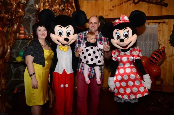 Petreceri de copii cu mascotele Minnie si Mickey
