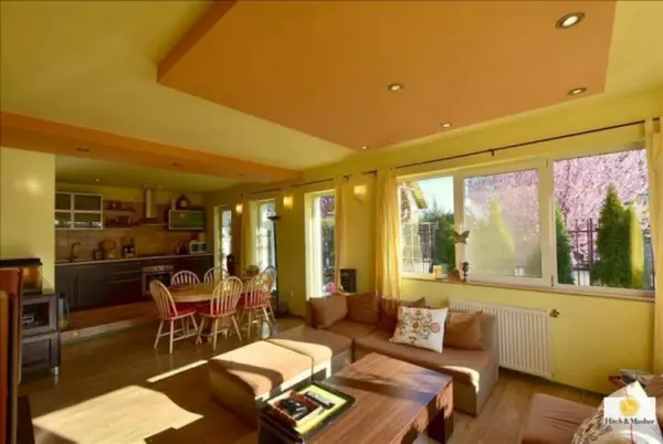 Casa cu design cochet - de vanzare in Dumbravita