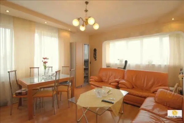 Apartament cu 3 camere de vanzare in zona ULTRACENTRALA - Timisoara