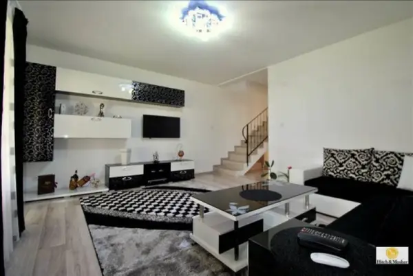 De vanzare casa tip duplex in Dumbravita