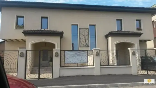 De vanzare casa tip duplex in Dumbravita-Fropin