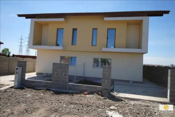 De vanzare duplex in Dumbravita