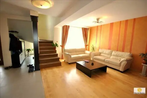 Casa de vanzare in zona Dumbravita
