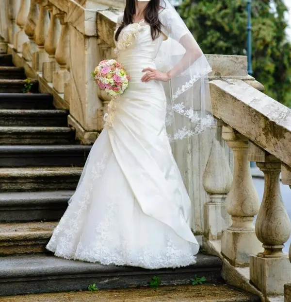 Vand/inchiriez rochie de mireasa