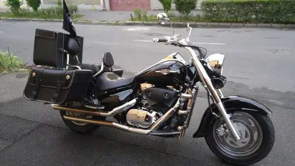 Vand Suzki Intruder