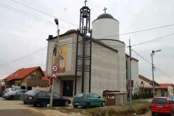 Biserica „Sfantul Ierarh Nicolae“ - Zona Soarelui Sud