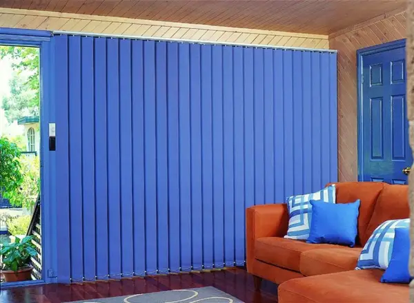 Wind Decor – furnizor de incredere pentru rulouri, usi de garaj si plase antiinsecte
