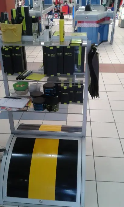 Angajam vanzatoare pentru cosmetice