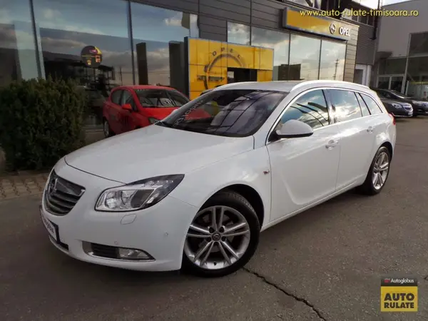 Opel Insignia Sports Tourer 2.0 D 160 CP COSMO