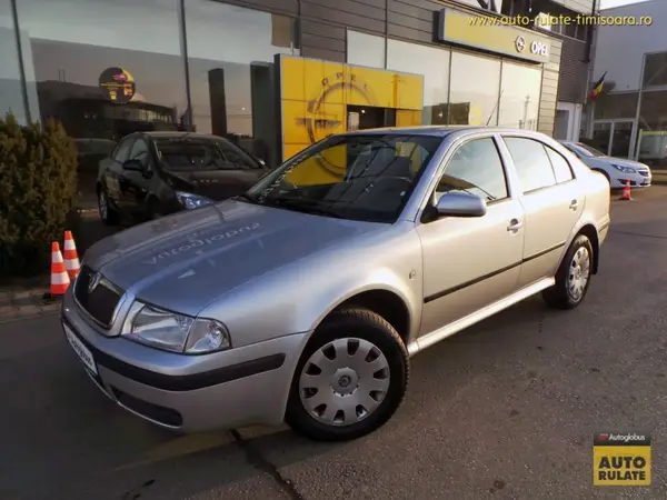 Skoda Octavia 1.6 i 102 CP