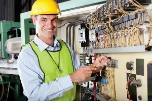 Angajam INGINER PROIECTANT - Proiectare instalatii electrice si automatizari industriale