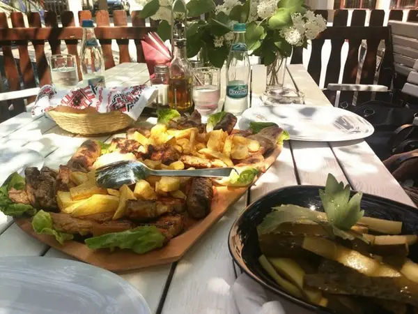 Meniul zilei de la Restaurant Valentino