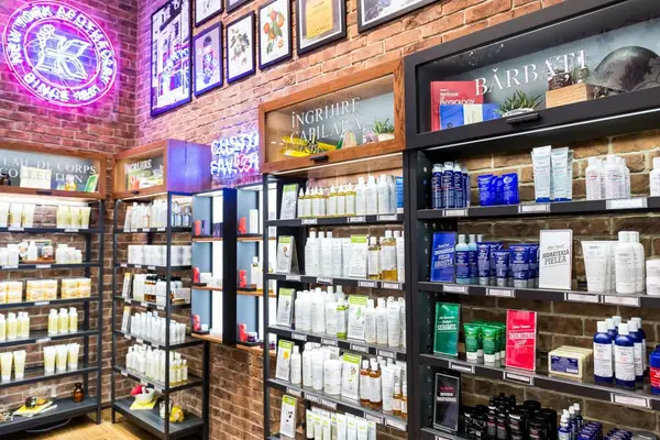 Kiehl`s va deschide primul magazin din vestul Romaniei in Ansamblul Mixt Openville
