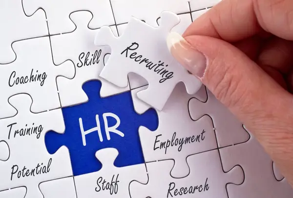 De ce să urmezi un curs de Inspector Resurse umane la Școala Eurotraining?