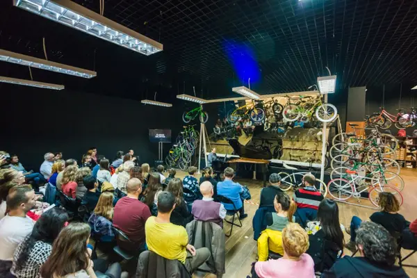 Transformă spațiul tău în loc de concert pentru o zi. Classic Unlimited caută în toată țara locuri inedite pentru concerte de pian