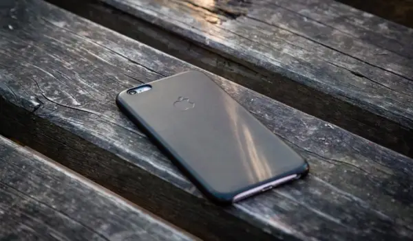 5 motive pentru care sa alegi o husa de telefon
