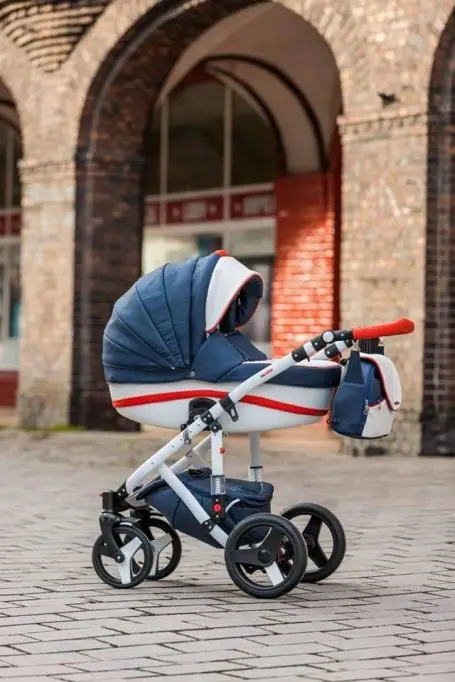 Haideti la plimbare cu cele mai practice carucioare pentru nou nascuti