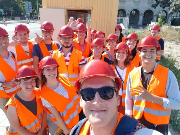 Construieste-ti viitorul prin stagii de practica! – CONPrACT