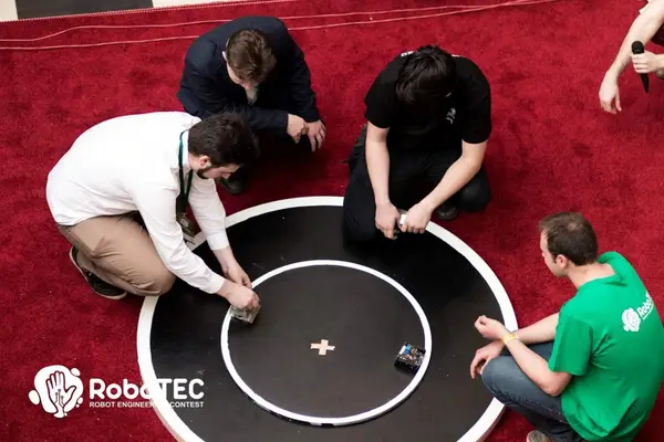 Incep inscrierile pentru RoboTEC 2019