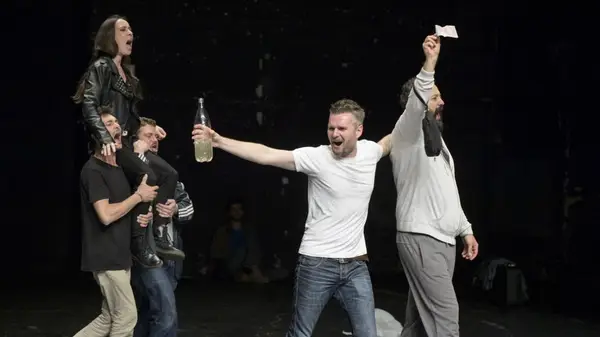 Teatrul Maghiar prezintă „EXIT” la Bruxelles în 24 și 25 aprilie